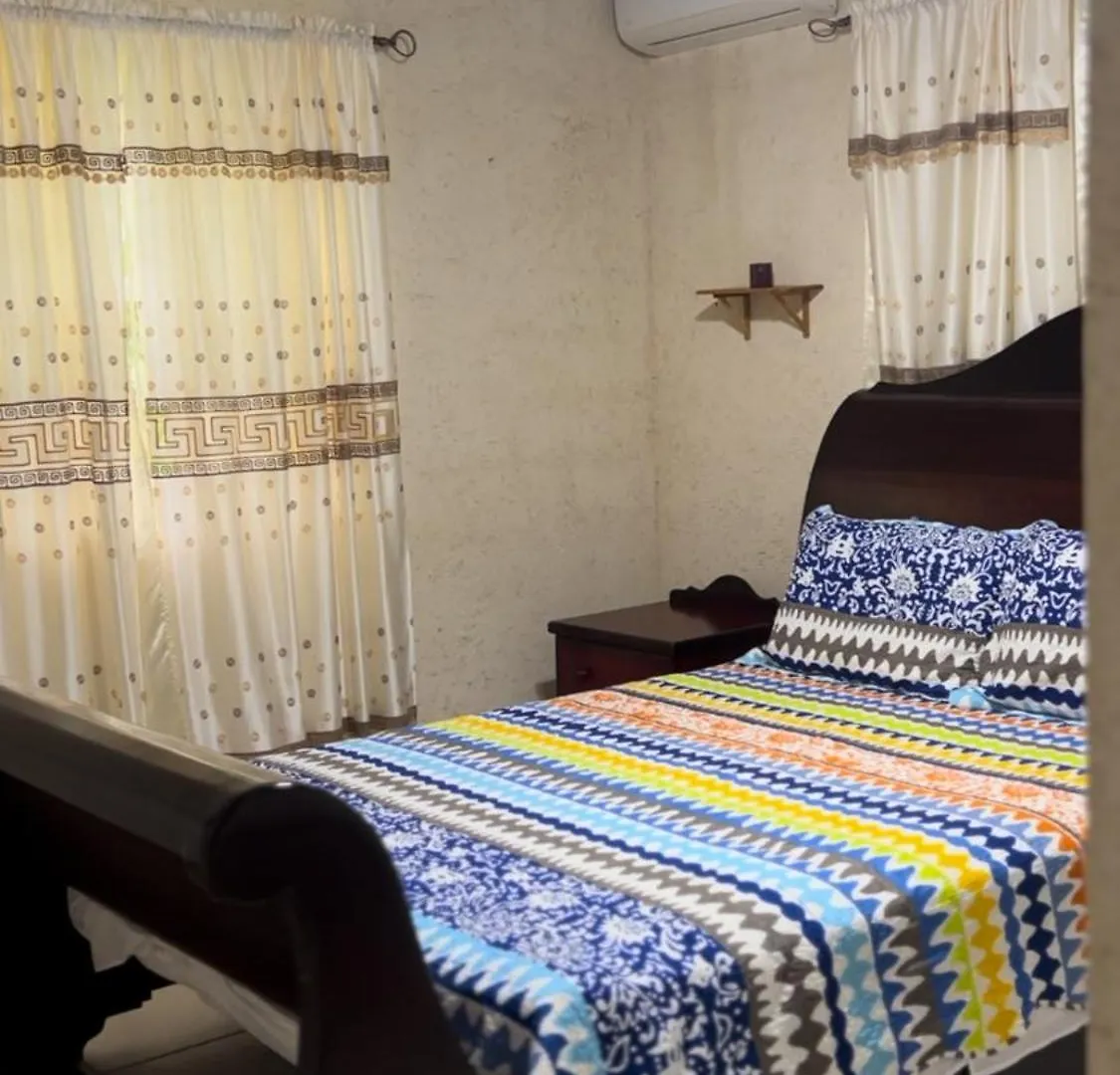 Marzalea Villa Saint James