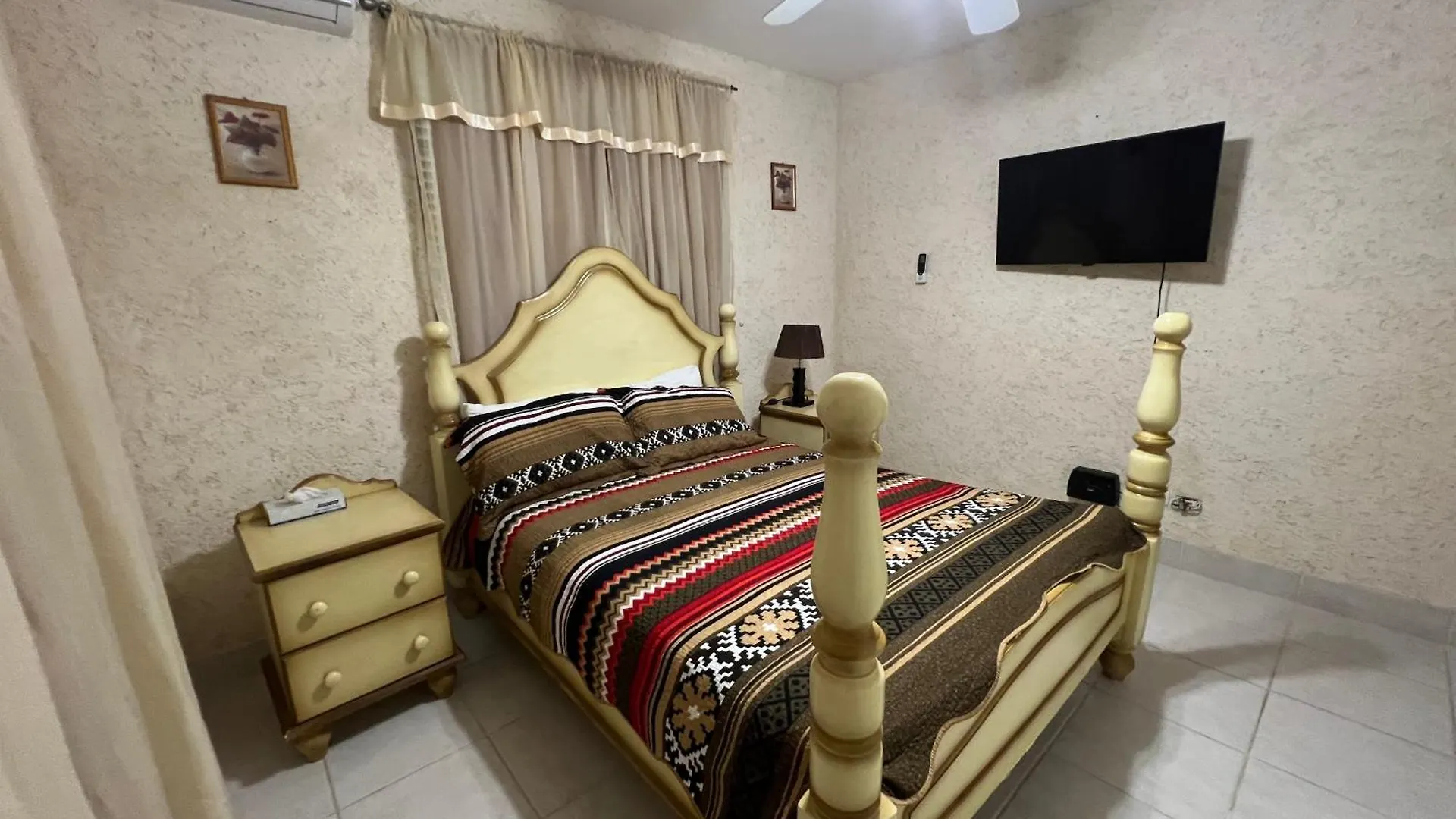 Marzalea Villa Saint James