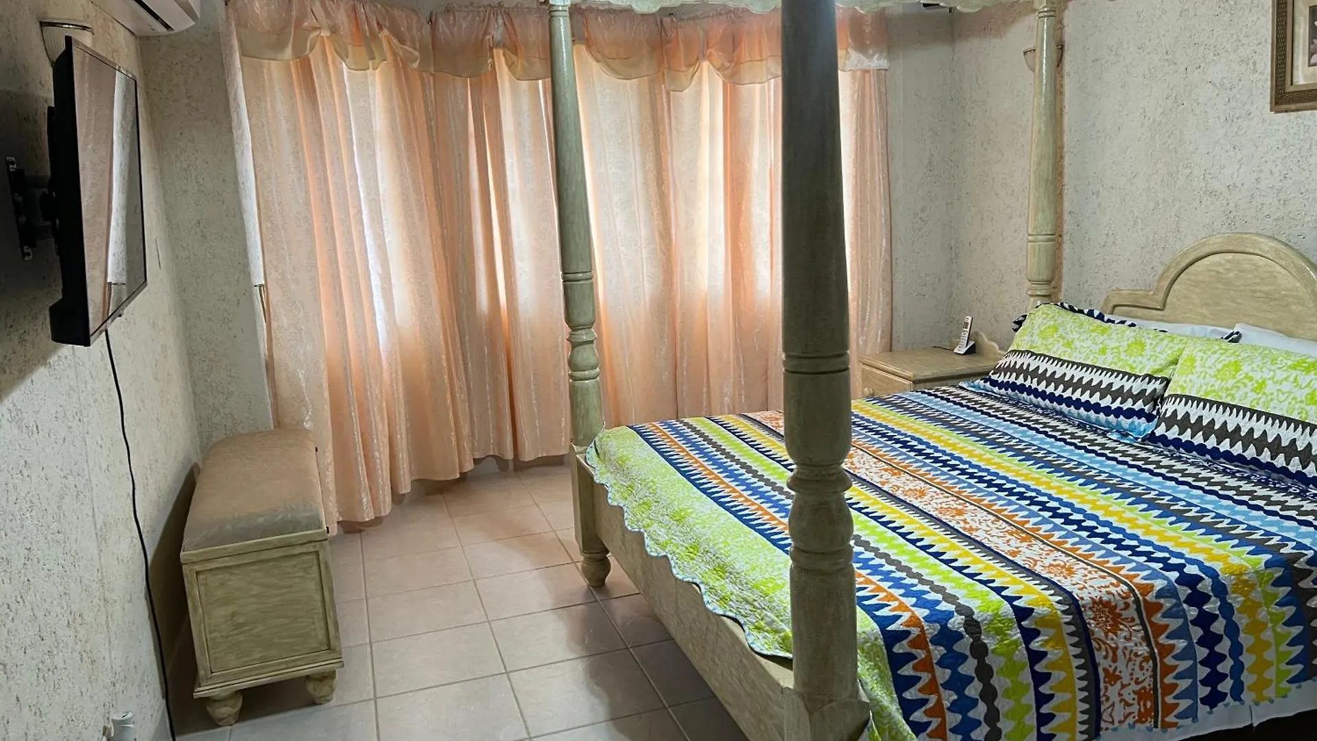 Marzalea Villa Saint James 0*,  Barbados